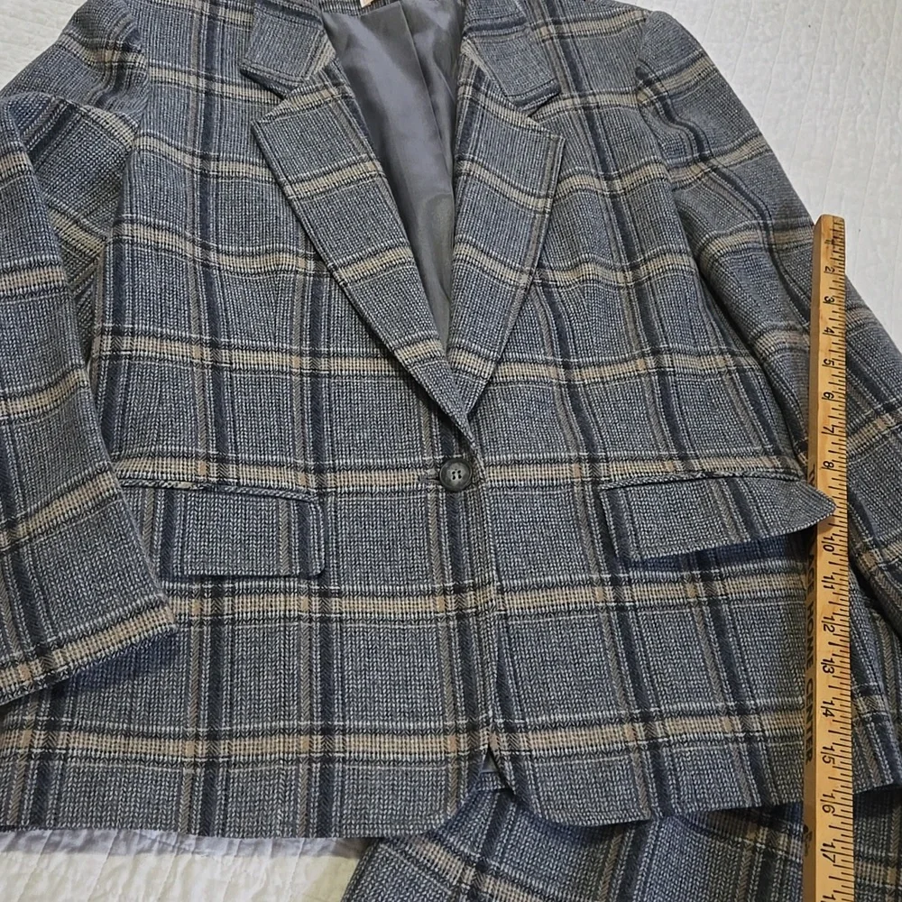 Pendleton Vintage Virgin Wool Gray  Cream Plaid Blazer and Skirt Set Womens 14 - Picture 4 of 13